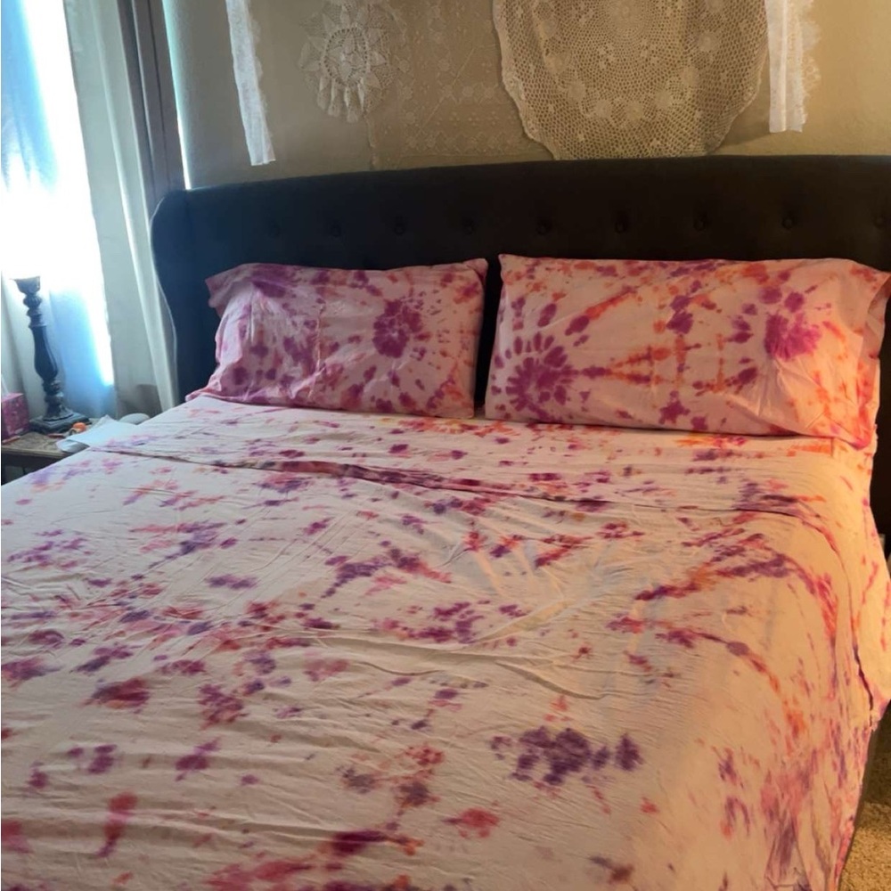 Luxurious custom tye dye Sheet Set for a Cozy Sleep